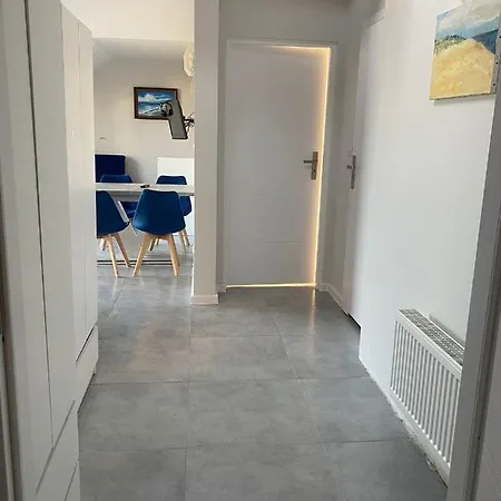 Goscinne Bosman Δωμάτια σε οικογενειακή κατοικία Białogóra